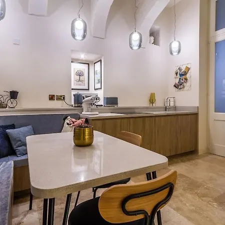 Exquisite Unit - Cozy One Bedroom Apt In * La Valeta