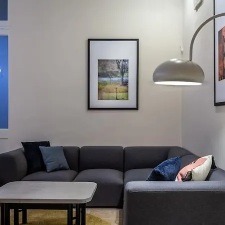 Exquisite Unit - Cozy One Bedroom Apt In Apartment